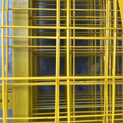 BWG 4-24 Sợi sắt PVC hàn tấm lưới sợi hình vuông để bảo vệ
