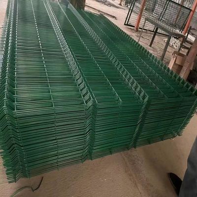 Eco thân thiện 3d Curved hàng rào hàn tấm lưới dây cho nông trại / đường cao tốc / thể thao