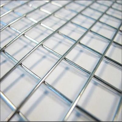 Bán nóng 6X6 Gia cố lưới hàn bọc nhựa PVC 2X2 Lưới thép hàn mạ kẽm